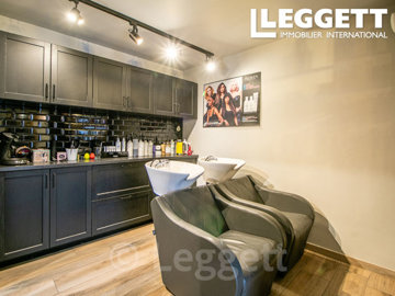 ahr0chm6ly9jzg4uagvzdglhlmltbw8vaw1hz2uvvevom