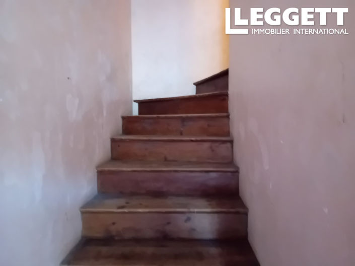 Image No.10-2 Bed House for sale