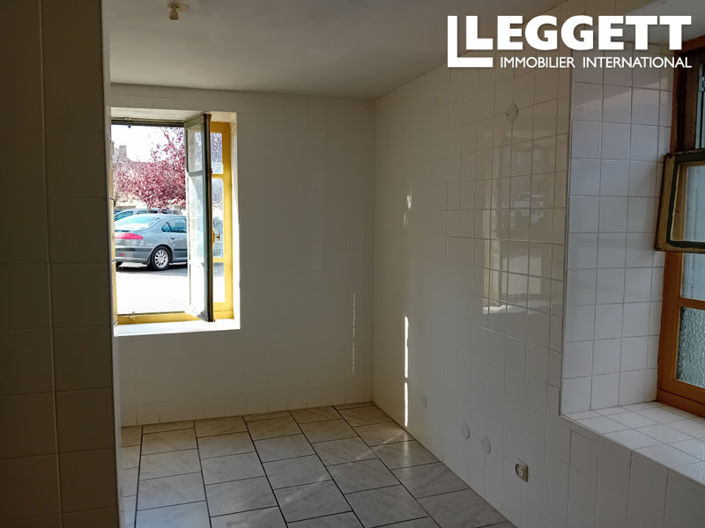 Image No.2-2 Bed House for sale