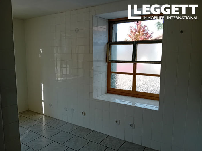 Image No.3-2 Bed House for sale