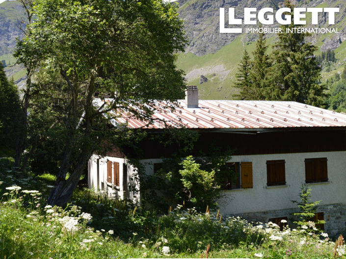 Image No.7-10 Bed House for sale