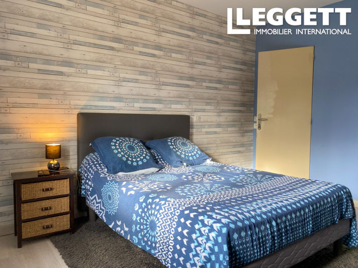 Image No.6-2 Bed House for sale