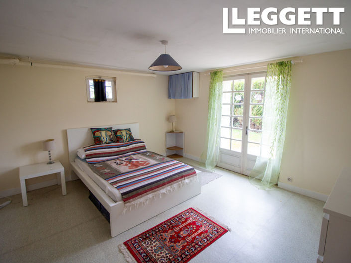 Image No.3-4 Bed House for sale