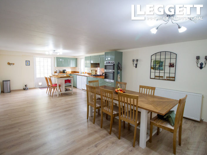 Image No.4-4 Bed House for sale