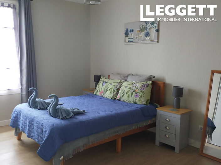 Image No.7-3 Bed House for sale