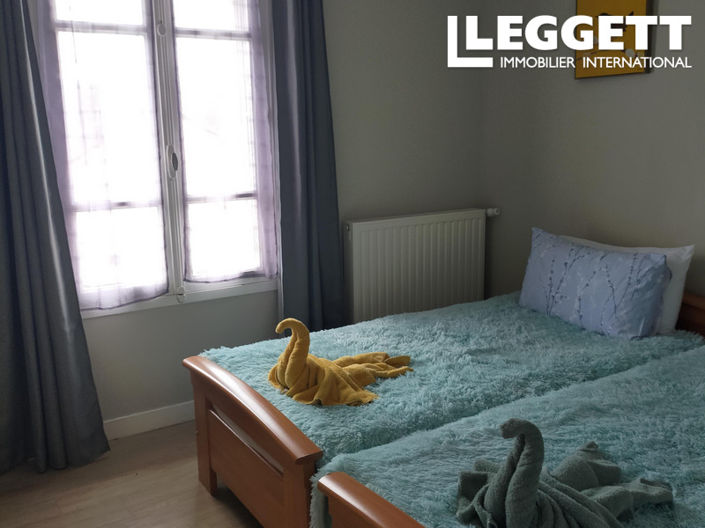 Image No.8-3 Bed House for sale