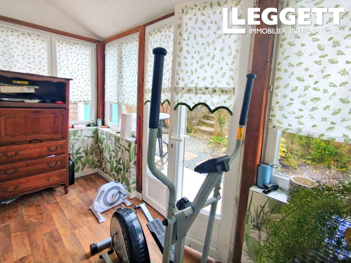 Image No.9-2 Bed House for sale