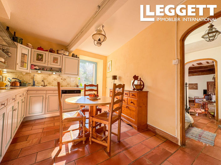 Image No.6-3 Bed House for sale