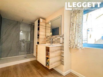 ahr0chm6ly9jzg4uagvzdglhlmltbw8vaw1hz2uvvevom