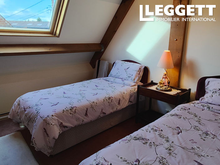 Image No.7-3 Bed House for sale