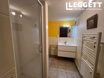 ahr0chm6ly9jzg4uagvzdglhlmltbw8vaw1hz2uvvevom