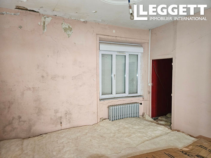 Image No.10-1 Bed House for sale