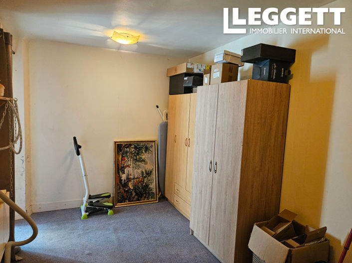 Image No.8-1 Bed House for sale