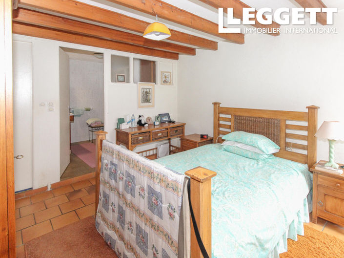 Image No.5-5 Bed House for sale