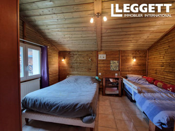 ahr0chm6ly9jzg4uagvzdglhlmltbw8vaw1hz2uvvevom