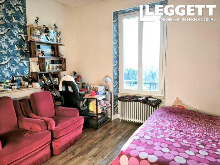 Image No.8-4 Bed House for sale