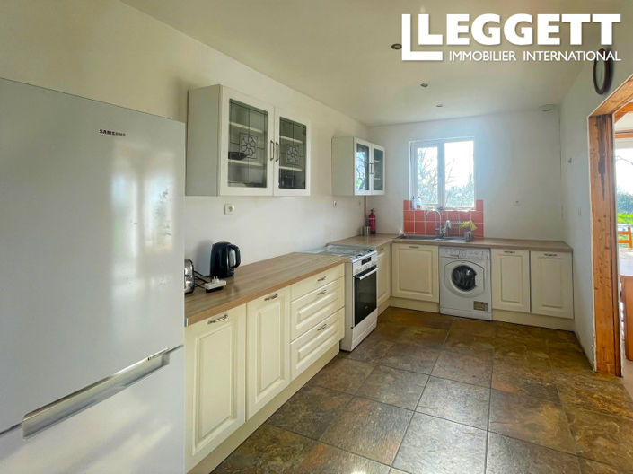 Image No.6-2 Bed House for sale