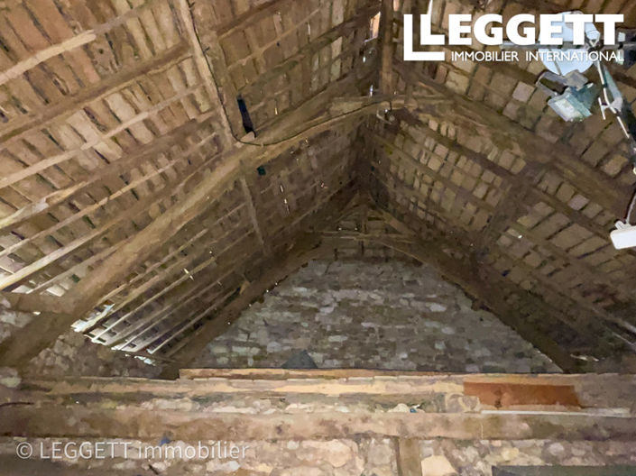 Image No.10-4 Bed House for sale