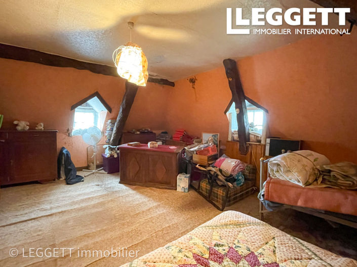 Image No.8-4 Bed House for sale