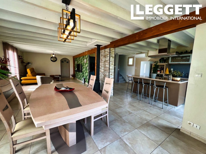 Image No.4-4 Bed House for sale