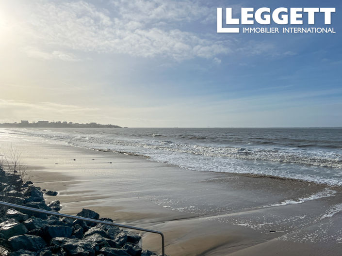 Image No.10-1 Bed Apartment for sale