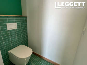 ahr0chm6ly9jzg4uagvzdglhlmltbw8vaw1hz2uvvevom