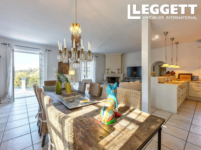 Image No.4-5 Bed House for sale