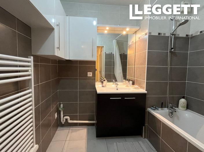 Image No.4-2 Bed Apartment for sale