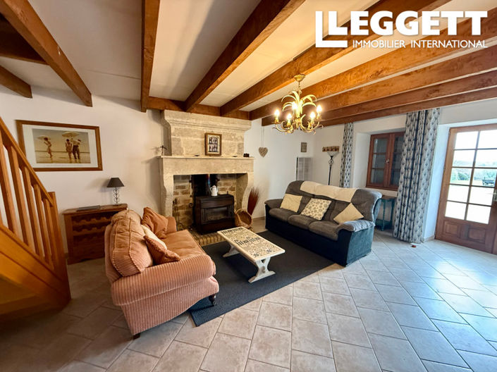 Image No.5-6 Bed House for sale