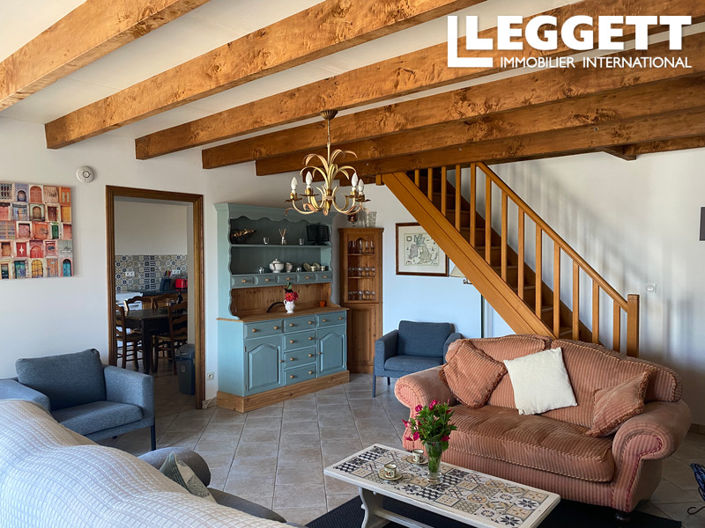 Image No.6-6 Bed House for sale