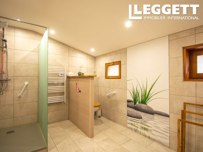 Image No.10-4 Bed House for sale