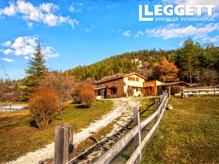 Image No.2-4 Bed House for sale