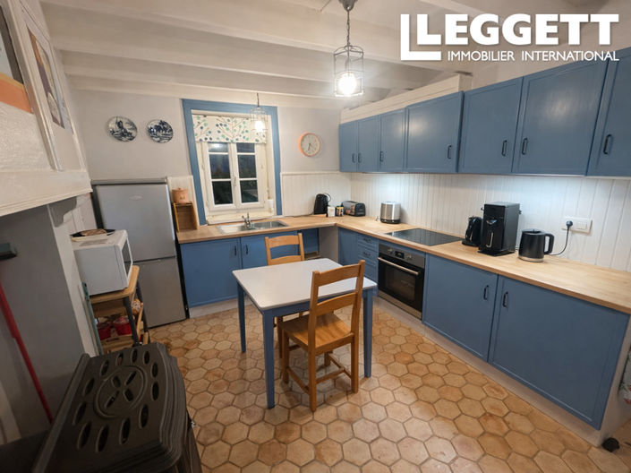 Image No.8-2 Bed House for sale