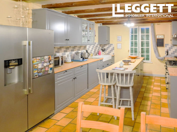 Image No.4-Maison de 9 chambres à vendre à Saint-Hilaire-de-Villefranche