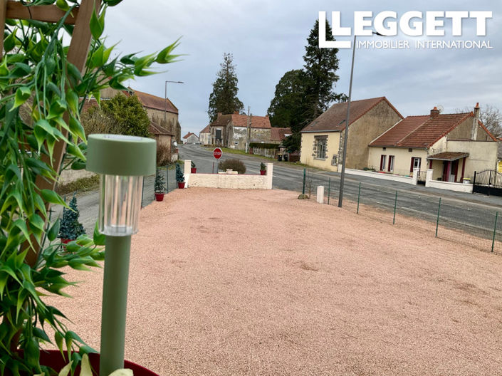 Image No.10-16 Bed House for sale