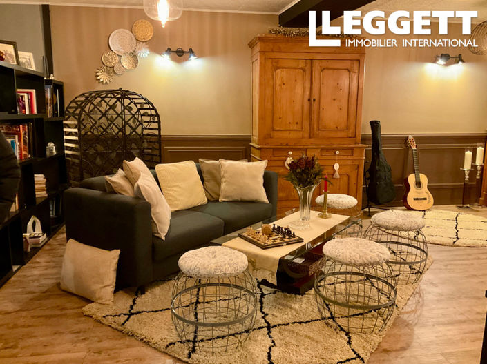 Image No.2-16 Bed House for sale