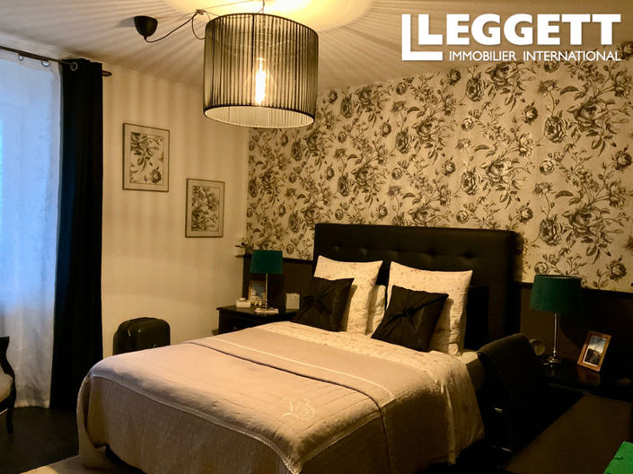 Image No.3-16 Bed House for sale