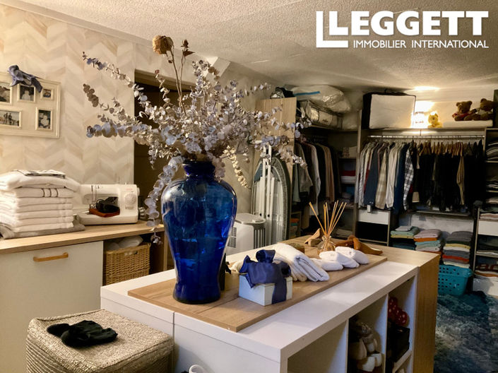 Image No.7-16 Bed House for sale