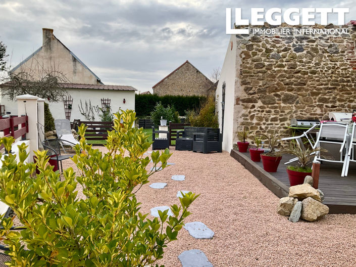 Image No.9-16 Bed House for sale