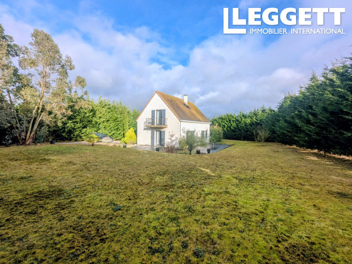 Image No.2-4 Bed House for sale