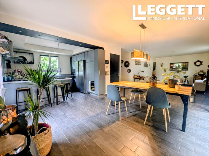 Image No.3-4 Bed House for sale