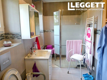 ahr0chm6ly9jzg4uagvzdglhlmltbw8vaw1hz2uvvevom