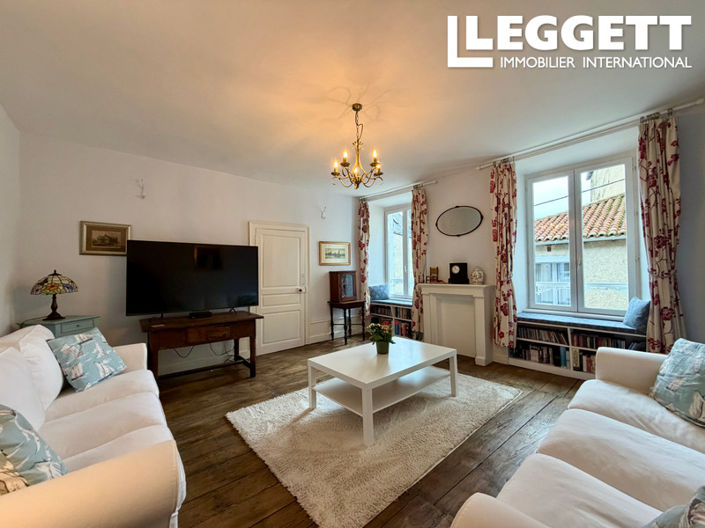 Image No.2-Maison de 4 chambres à vendre à Rochechouart