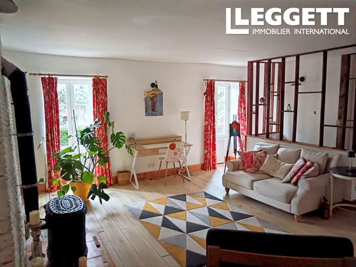 Image No.10-4 Bed House for sale