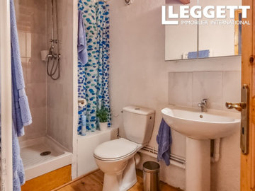 ahr0chm6ly9jzg4uagvzdglhlmltbw8vaw1hz2uvvevom