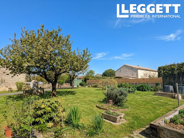 Image No.4-6 Bed House for sale