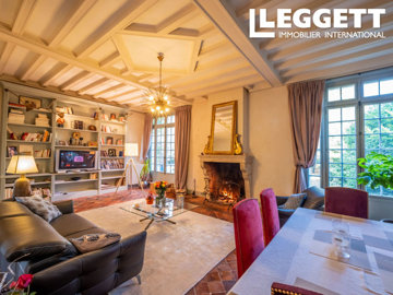 1 - Vaux-sur-Seine, House