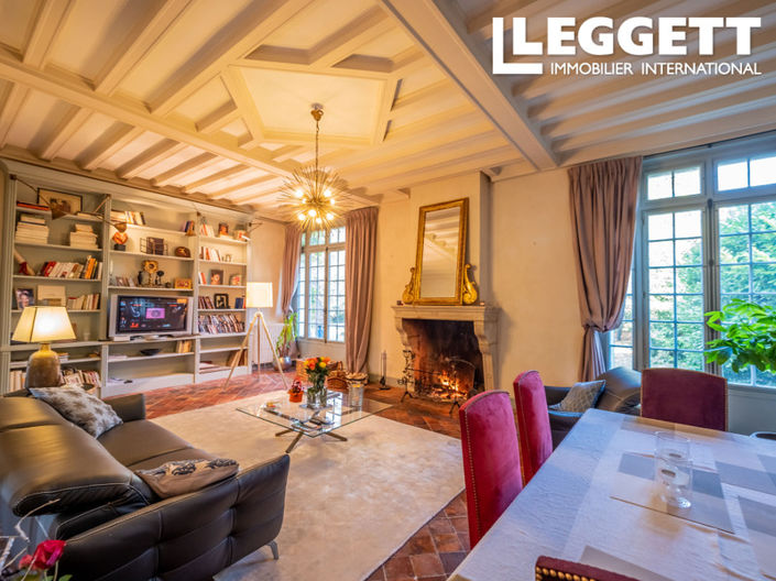 Image No.6-6 Bed House for sale