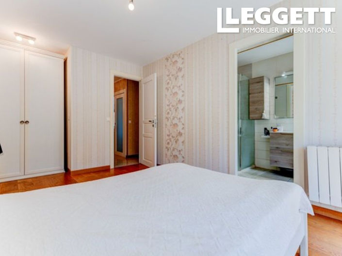 Image No.9-3 Bed Apartment for sale