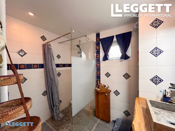 Image No.7-4 Bed House for sale